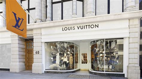 louis vuitton storefront|Louis Vuitton outlet stores locations.